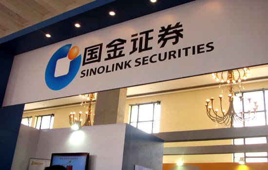 手机OLED屏价格将持续提升 国金证券看好产业链国产替代 要闻 第1张